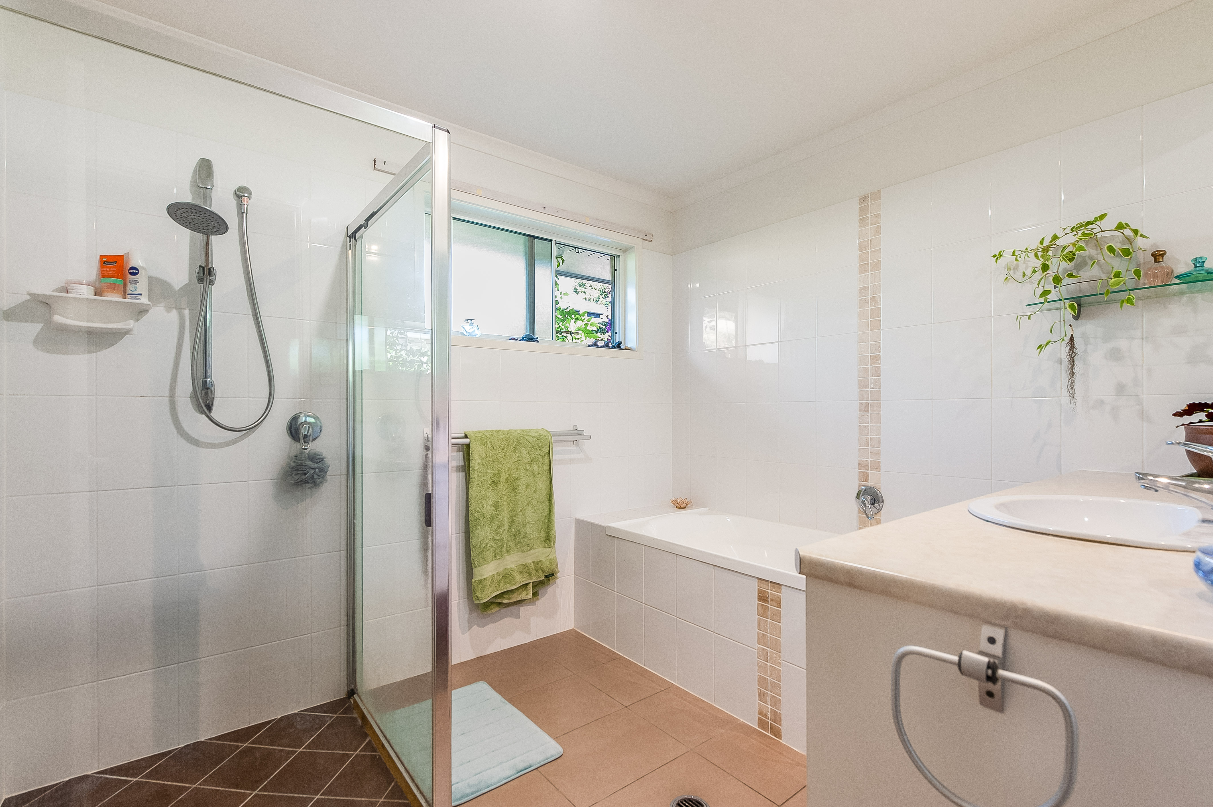 5612ce5ae45e02163c54796e35bc3b40property-1596773557.jpg